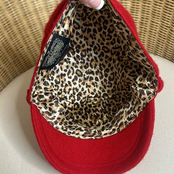 Adorable NWOT Angela & William Red News Boy Hat & Matching Scarf - Picture 7 of 12